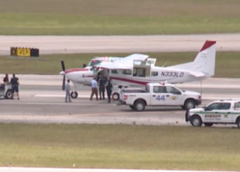 Massachusetts: Passenger crash-lands plane after pilot falls ill mid-flight