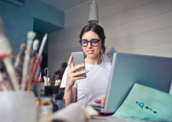 The Role of Social Media and Online Communities in Education