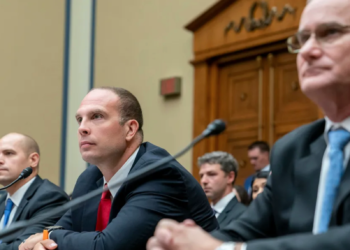 The 6 most shocking claims made at the Congress hearing about UFOs