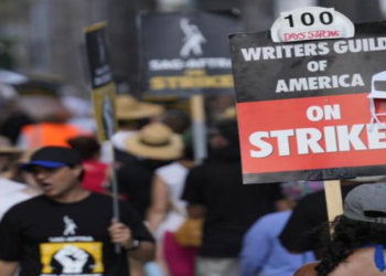 Hollywood: Studios and writers returning to the table: Are these negotiations going to end the deadlock?