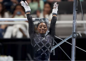 Simone Biles wins record eighth U.S. Gymnastics title