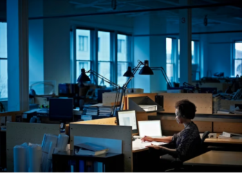 Scientists find out why night shifts take a toll on your health