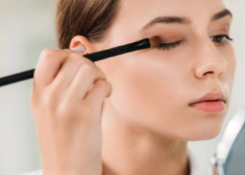 All you need to know about the latest puppy eyeliner trend that is taking social media by storm