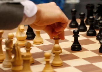 Chinese chess champion stripped of the title and banned for a year after pooping in the bathtub