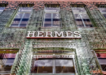 Hermès billionaire Nicolas Puech to give 51-year-old gardener $11 billion fortune