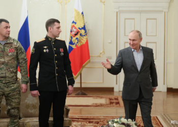 Putin offers foreign fighters in Ukraine to obtain Russian citizenship