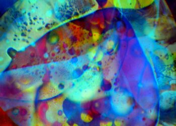 Scientists observe that heat in a superfluid can behave like sound