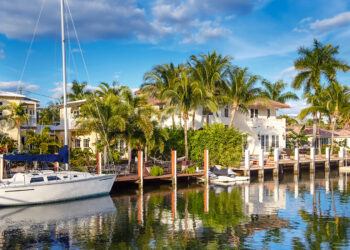 Mega estate ‘Gordon Pointe’ set to become world’s most expensive property with £235 million price, yacht dock & 3 mansions