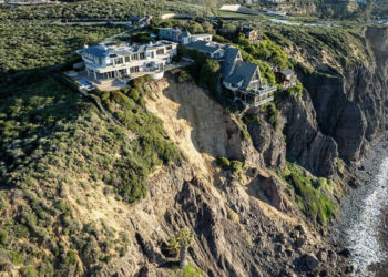 Dana Point mansions: 82-year-old California man refuses to vacate $16 million cliffside mansion despite experts warning that it could slide into the ocean 
