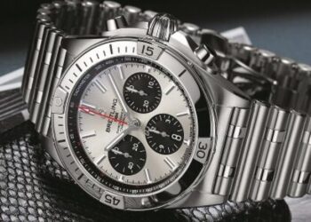 Chronomat-B01-42-CadArgent.jpg