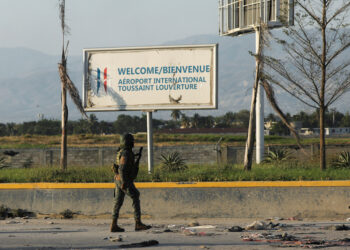 Who is the Haitian gang leader Jimmy “Barbecue” Chérizier, who threatened civil war?