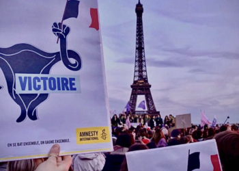 France becomes the first country in the world to make abortion a constitutional right