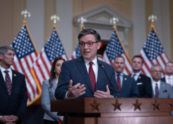 House passes $460 billion package of spending bills
