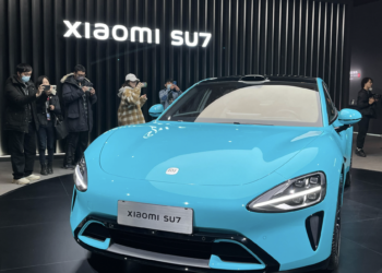 Xiaomi SU7: Chinese smartphone giant launches its first electric car: Price, features and range