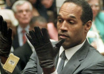 The OJ Simpson trial: How a pair of bloodstained gloves saved Simpson