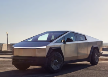 Tesla Cybertruck owners complain of vehicle breakdown after car wash