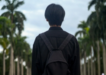 What is delusional disorder? 20-year-old Chinese man says “All girls in school like me”