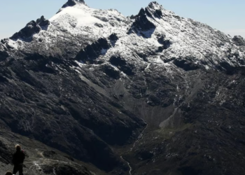 Venezuela becomes first country to lose all glaciers amid global warming crisis