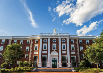Harvard to refrain from taking stances on politically charged issues