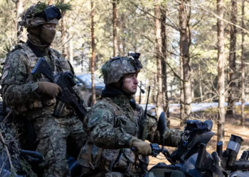 Germany considers compulsory military service for 18-year-olds in response to Russian nuclear threat