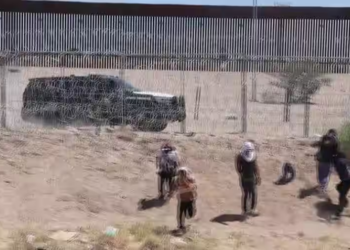 Watch: Texas troopers arrest human smuggler after dramatic Hollywood-style car chase