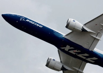 FAA reveals deadly fault in 300 Boeing planes across US that could cause jets to explode mid-air