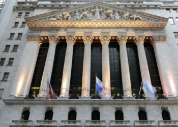NYSE halts trading in selective stocks due to technical glitch