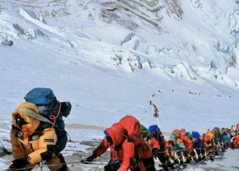 Breezy Explainer: Why are so many people dying while climbing Everest 