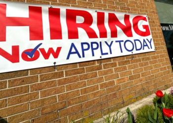 U.S. adds 272,000 jobs in May, unemployment rises to 4%