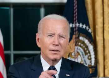 “Time for Joe to go”: Former White House photographer urges Biden to drop out after Trump debate