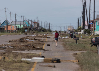 Southeast Texas faces extended power outages amid brutal heatwave