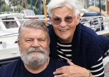 In a poignant testament to lifelong love, a Dutch couple who met in kindergarten chose to end their lives together through euthanasia after being inseparable for decades. Jan Faber, 70, and his wife, Els van Leeningen, 71, were married for nearly 50 years and decided to embark on their final journey side by side after both developed debilitating health conditions.