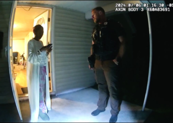 Body-cam video shows Illinois officer fatally shooting Black woman in face