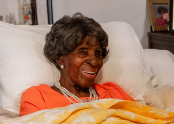 Elizabeth Francis, America's oldest living person, turns 115