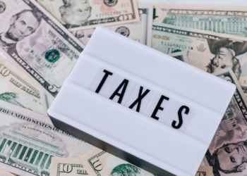Undocumented immigrants in the US contributed nearly $100 billion in taxes: Report