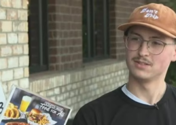 Kansas gay waiter left in tears after bigoted customer leaves shocking tip