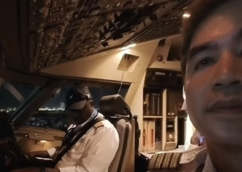 Watch: Boeing 747 pilots encounter mysterious UFOs mid-air