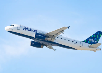 Long Island: Woman files lawsuit against JetBlue over crew’s alleged inaction during ankle injury