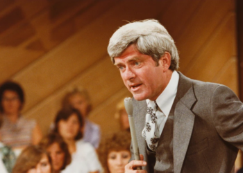 Legendary talk show host Phil Donahue passes away at 88