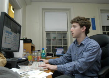 Mark Zuckerberg unveils his first email ID used for Facebook