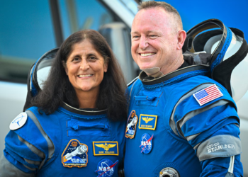 Spacesuits of Boeing-launched astronauts on ISS are incompatible with SpaceX craft
