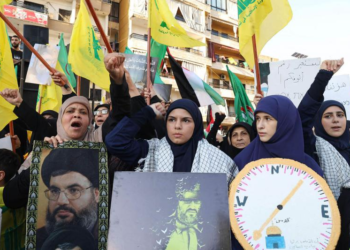 US urges its citizens to leave Lebanon on ‘any ticket available’