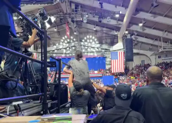 Watch: Security breach at Trump’s Pennsylvania rally: Man storms press gallery