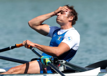 Paralympic rower stripped of medal for having phone in his boat