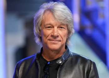 Watch: Rock legend Jon Bon Jovi saves woman from jumping off Nashville bridge in dramatic rescue