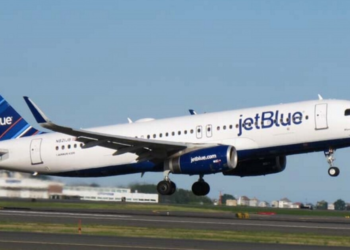 JetBlue passenger suffered ‘life-changing’ head injury after hard landing, lawsuit claims