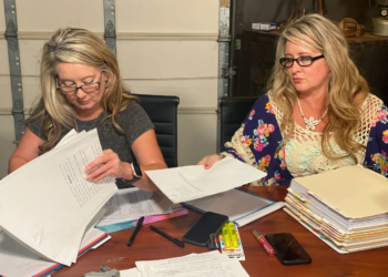 Missouri: Twin sisters' podcast finally solves their father’s 35-year-old murder mystery, leading to a stunning arrest