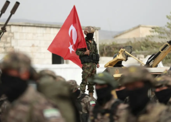 Watch: Tensions rise as Turkish nationalist group assaults U.S. soldiers in Izmir