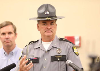 Couple livestreaming search for Kentucky shooter help find body