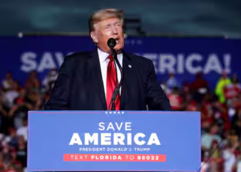 Arizona: Trump supporters at Tucson rally suffer mysterious illness that made their eyes 'burn like hell'